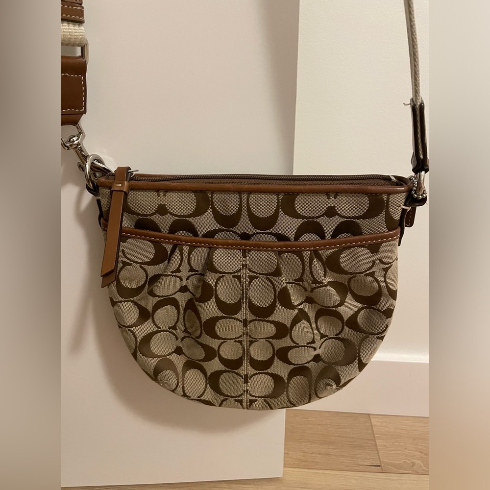 Coach signature crossbody bag
